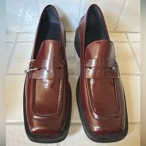 NWT! Wine merlot Yoox women's penny loafers size 40 or 10 with box